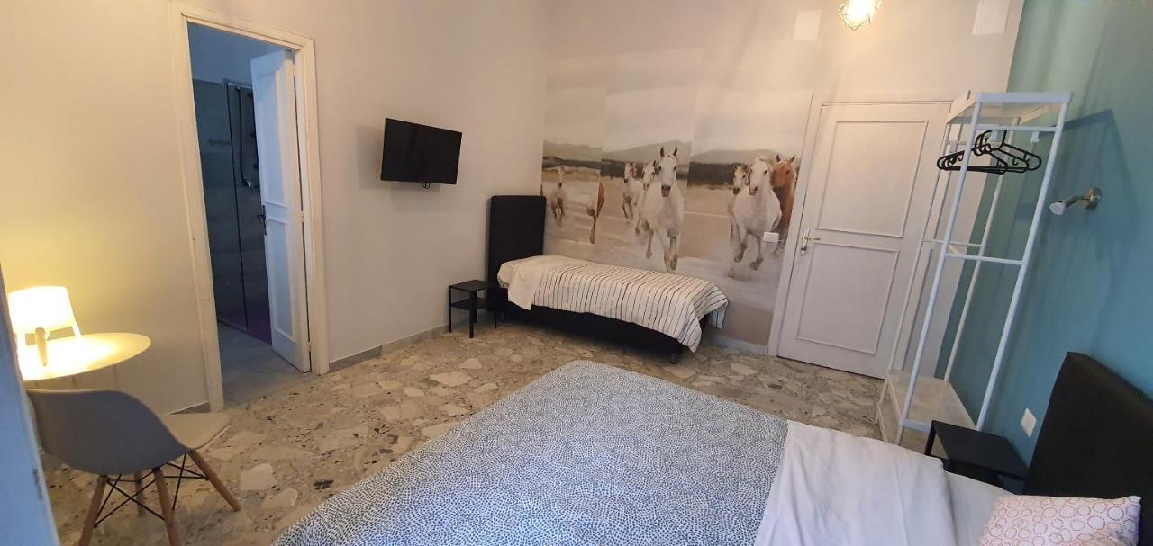 Sofia Rooms Неаполь Экстерьер фото